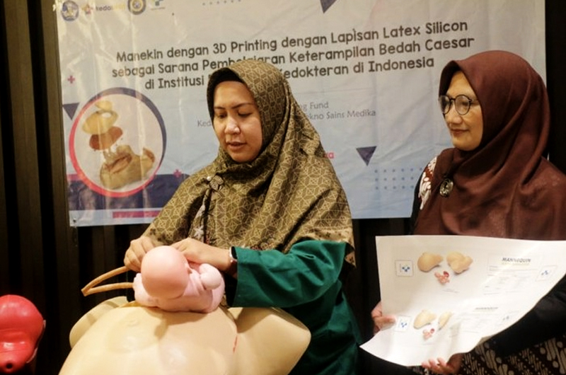 Manekin Bedah Sesar Unair Dapat Dana Matching Fund, Bantu Calon Dokter Belajar